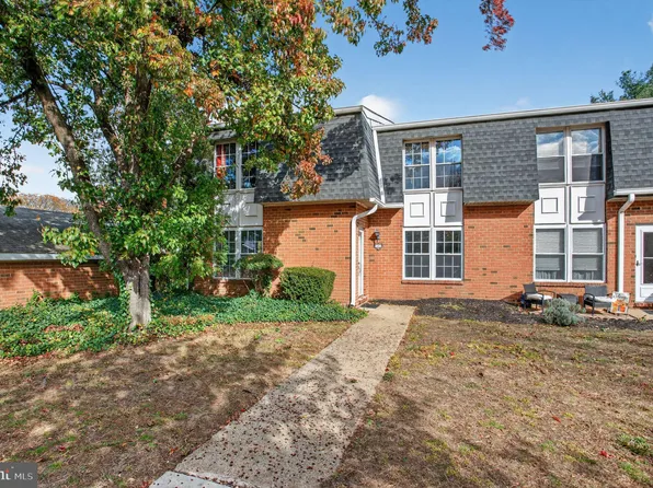 1107 Harbour Dr, Palmyra, NJ 08065