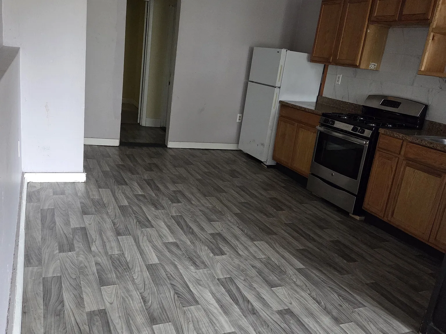 1 bed, 800 sqft, $950 — Photo 3