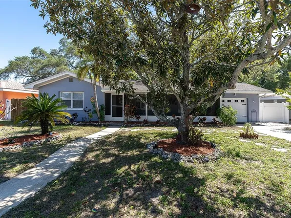 1115 Marine St, Clearwater, FL 33755