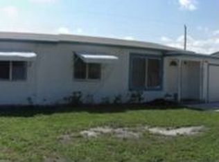 2124 Wellington Rd, West Palm Beach, FL 33409