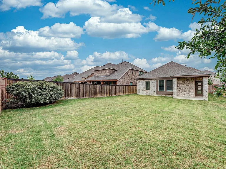 15211 Stuart Bat Cave Ln — Photo 23