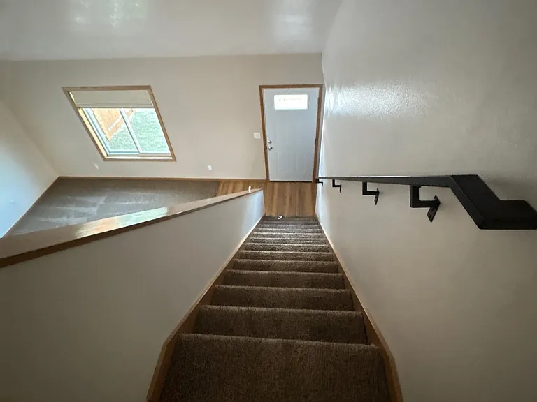 6-597 Giddings St — Photo 1