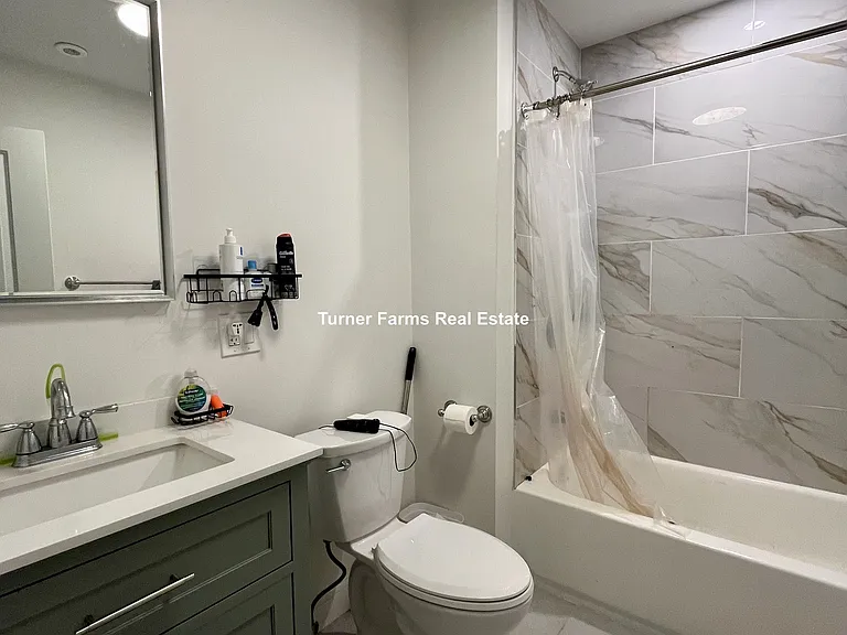 36 Regent St #1 — Photo 4