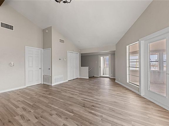 3rd image of 109 Martha Dr