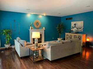 5861 Birchmont Place Dr, Saint Louis, MO 63129