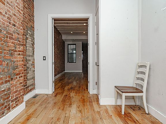 3rd image of 897 Saint Johns Pl APT 1L