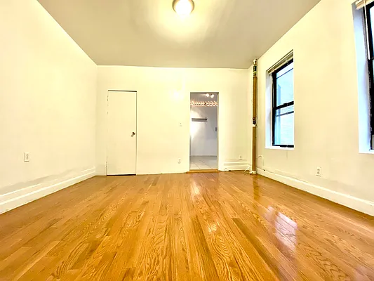 Rented by Dugri Real Estate  | media 11