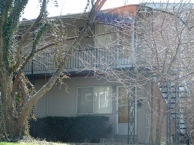 2020 Midland Ave — Photo 9