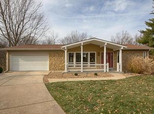 935 Saxony Ct, Lake Saint Louis, MO