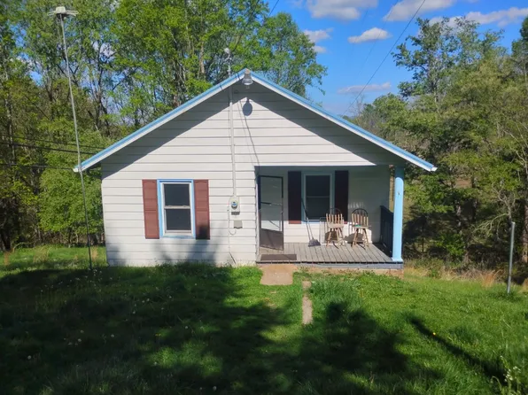 181 Newberry Rdg, Clintwood, VA 24228