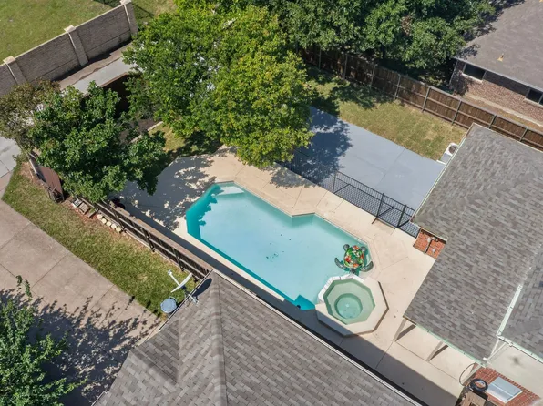 610 English Oak Dr, Allen, TX 75002