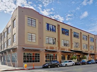 255 3rd St APT 304, Oakland, CA 94607