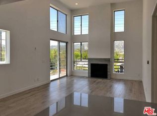 301 S Swall Dr APT 401, Los Angeles, CA 90048