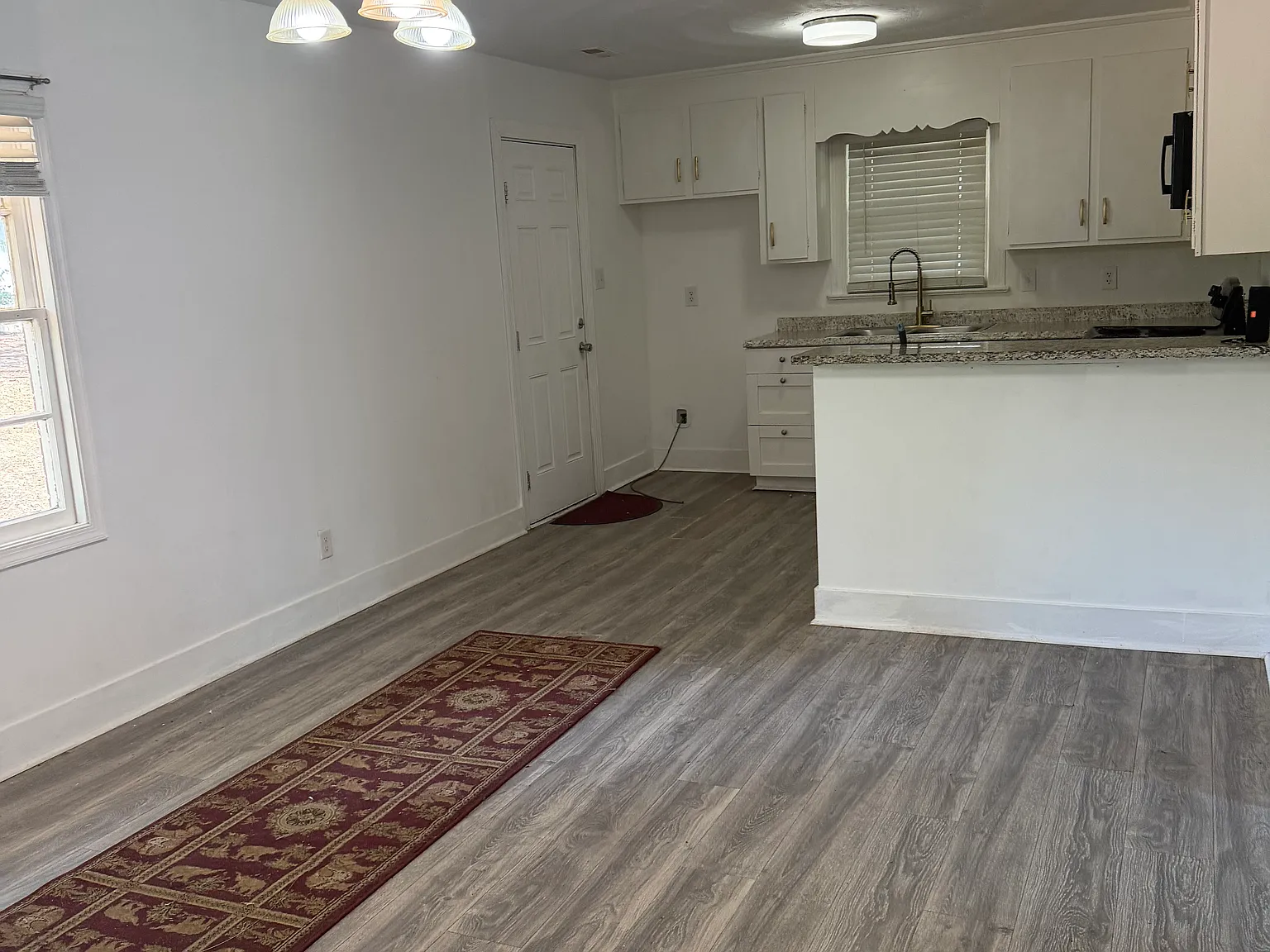 3 bed, 1203 sqft, $1,550 — Photo 4