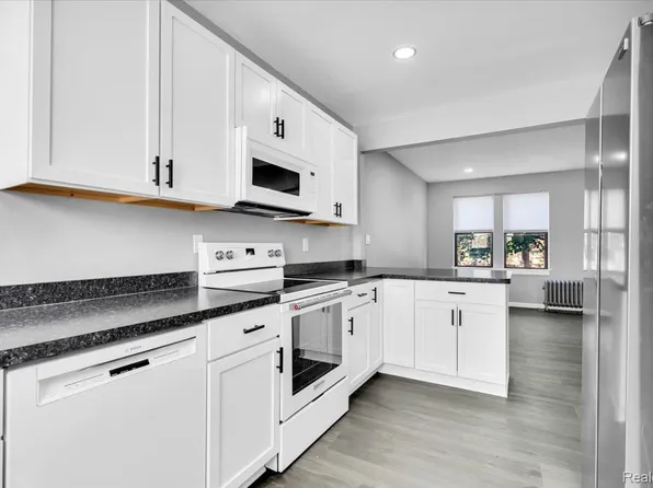 7750 3rd St APT 101, Detroit, MI 48202