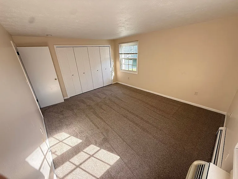 1188 Middle Tpke W — Photo 20