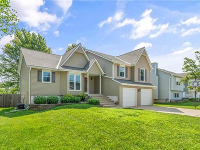 611 N Sycamore St, Gardner, KS, 66030