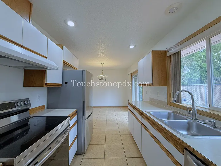 14919 SE Powell Blvd — Photo 11