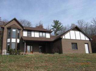 352 Yoder Rd, Fort Chiswell, VA 24360