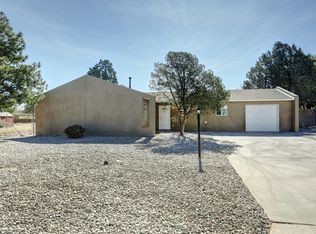 202 Oreja De Oro Dr SE, Rio Rancho, NM 87124
