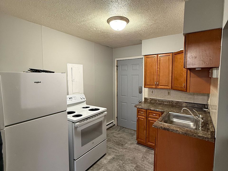 1st image of 354 N Town St #354