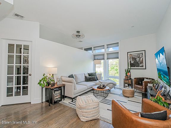 5th image of 90 Bay Street Lndg APT 4H