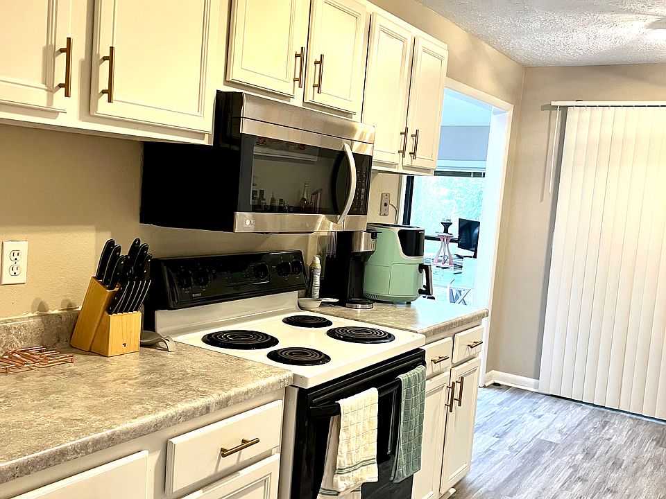 Kitchen View 1