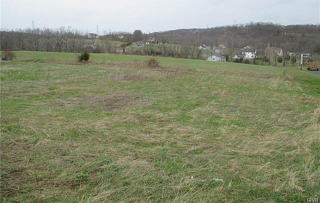 2nd image of 2336 Ackermanville Rd