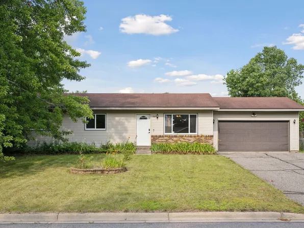 707 3rd Ave NE, Saint Joseph, MN 56374