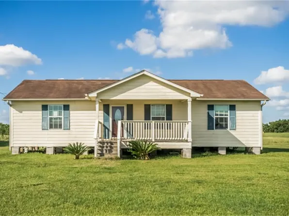 6325 Kamas Ln, Needville, TX 77461