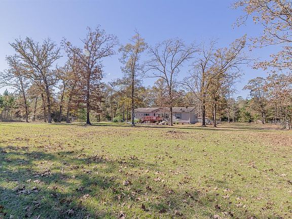 Home sits way off the road, so you can enjoy your privacy.