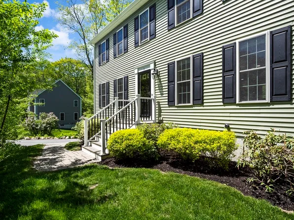 5 Caroline Rd, North Reading, MA 01864
