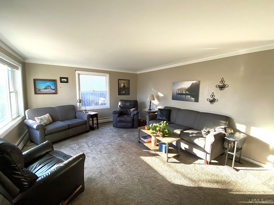412 S 19th St, Escanaba, MI 49829 Zillow