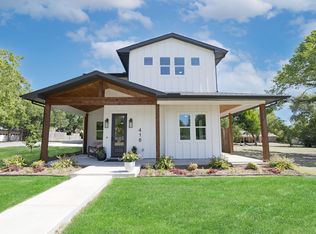 418 W 4th St, Justin, TX 76247