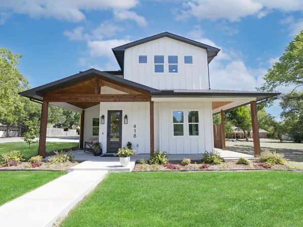 418 W 4th St, Justin, TX 76247