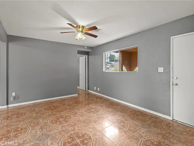 28595 Avenida Gaviota — Photo 6