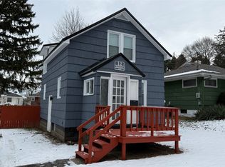 12 Paynter Ave, Endicott, NY 13760