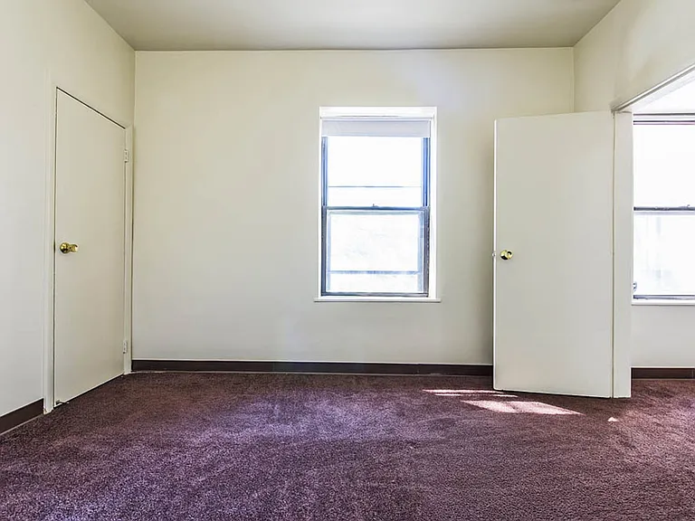 5019 S St Lawrence — Photo 30