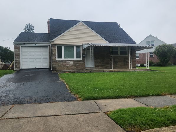 527 Lindsay St