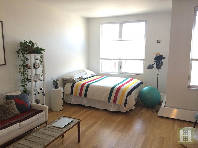 1st image of 406 Bond St APT 6