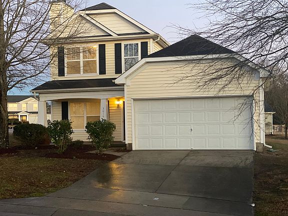 Corner Lot in Cul-De-Sac