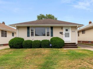 13132 Darlington Ave, Garfield Heights, OH