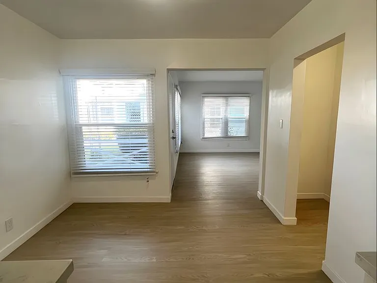 5760 Morley St — Photo 5