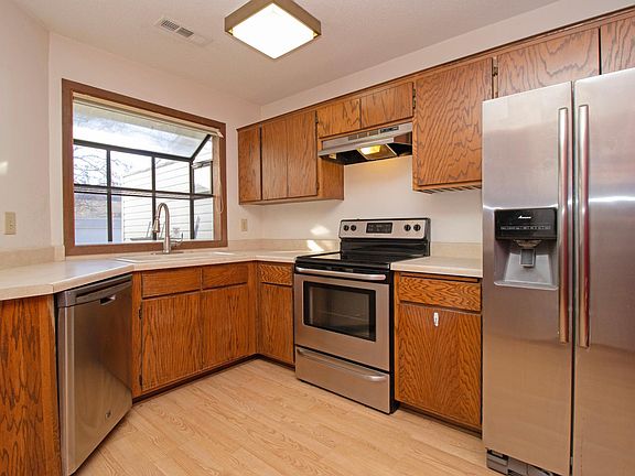 2nd image of 4215 Sylvia Ln S