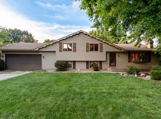 15385 Montecito Dr, Granger, IN