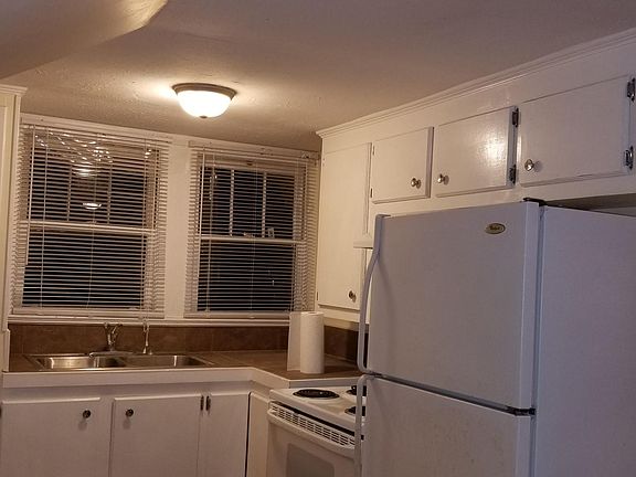 LED lights throughout