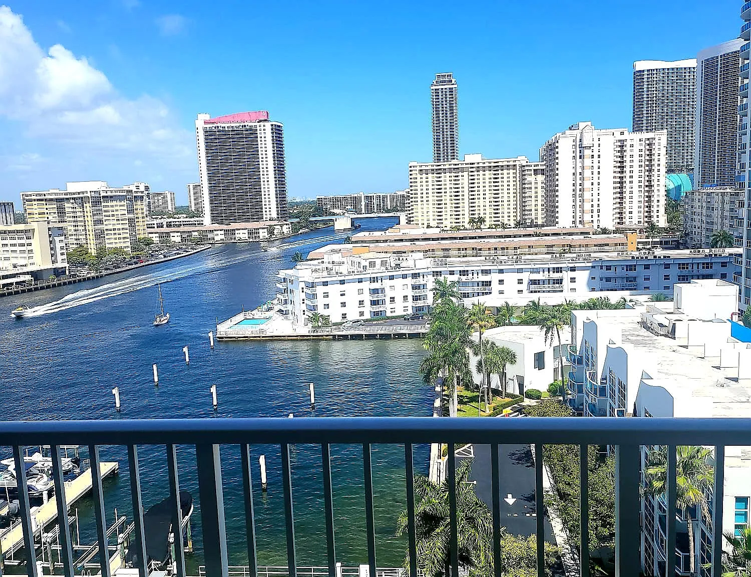 1965 S Ocean Dr — Photo 2