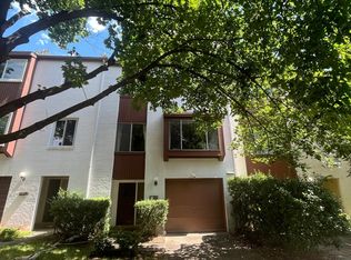 9954 Lake Landing Rd, Gaithersburg, MD 20886