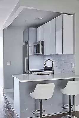 Rented by Green Leaf Management, LLC | media 13