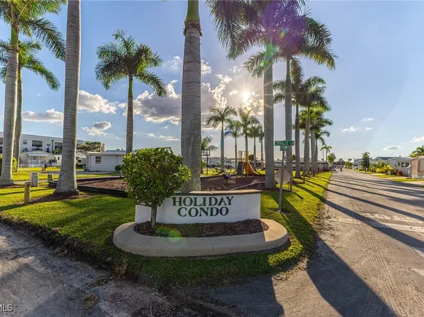 11611 Oakdale Dr #458, Fort Myers, FL 33908